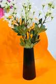 گلدان مشکی