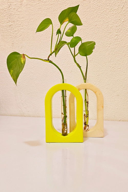 خرید فروش گلدان سنگی قابل شستشو براق در فروشگاه دکوزین